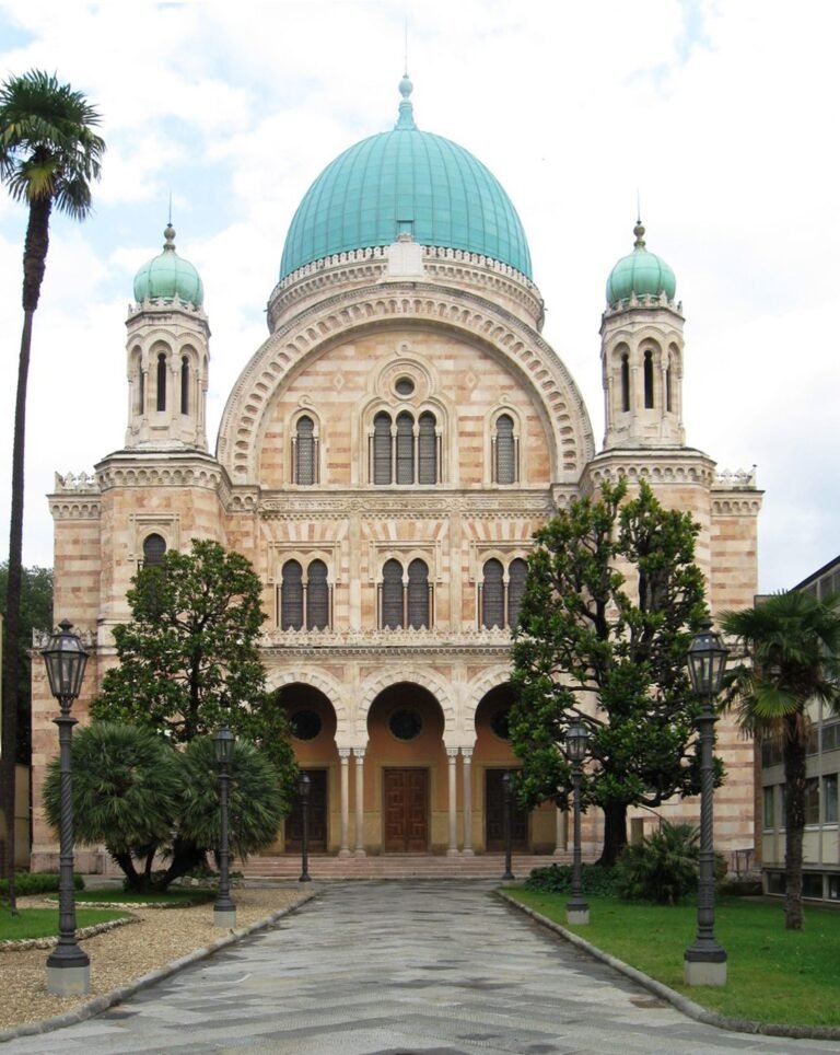 La Grande Sinagoga di Firenze nel quartiere ebraico storico